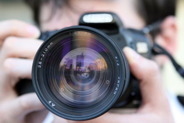 Dlaczego warto zainwestować w dobry aparat? Perspektywa blogera fotograficznego